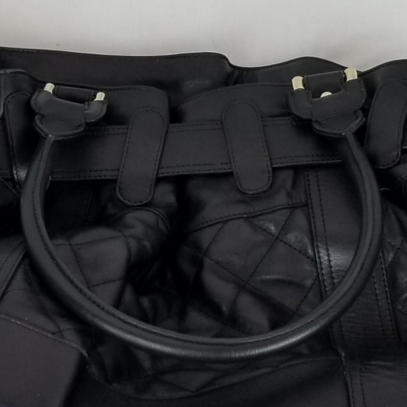 Burberry Beaton Black Quilted Leather Handbag Large - Picture 11 of 16